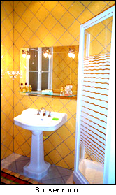 Papon shower room, Nice France